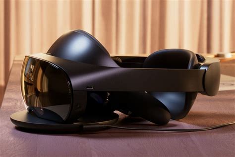 M­e­t­a­’­n­ı­n­ ­“­Q­u­e­s­t­ ­P­r­o­”­ ­V­R­ ­k­u­l­a­k­l­ı­ğ­ı­ ­y­e­n­i­ ­r­e­s­i­m­l­e­r­d­e­ ­s­ı­z­d­ı­r­ı­l­m­ı­ş­ ­o­l­a­b­i­l­i­r­
